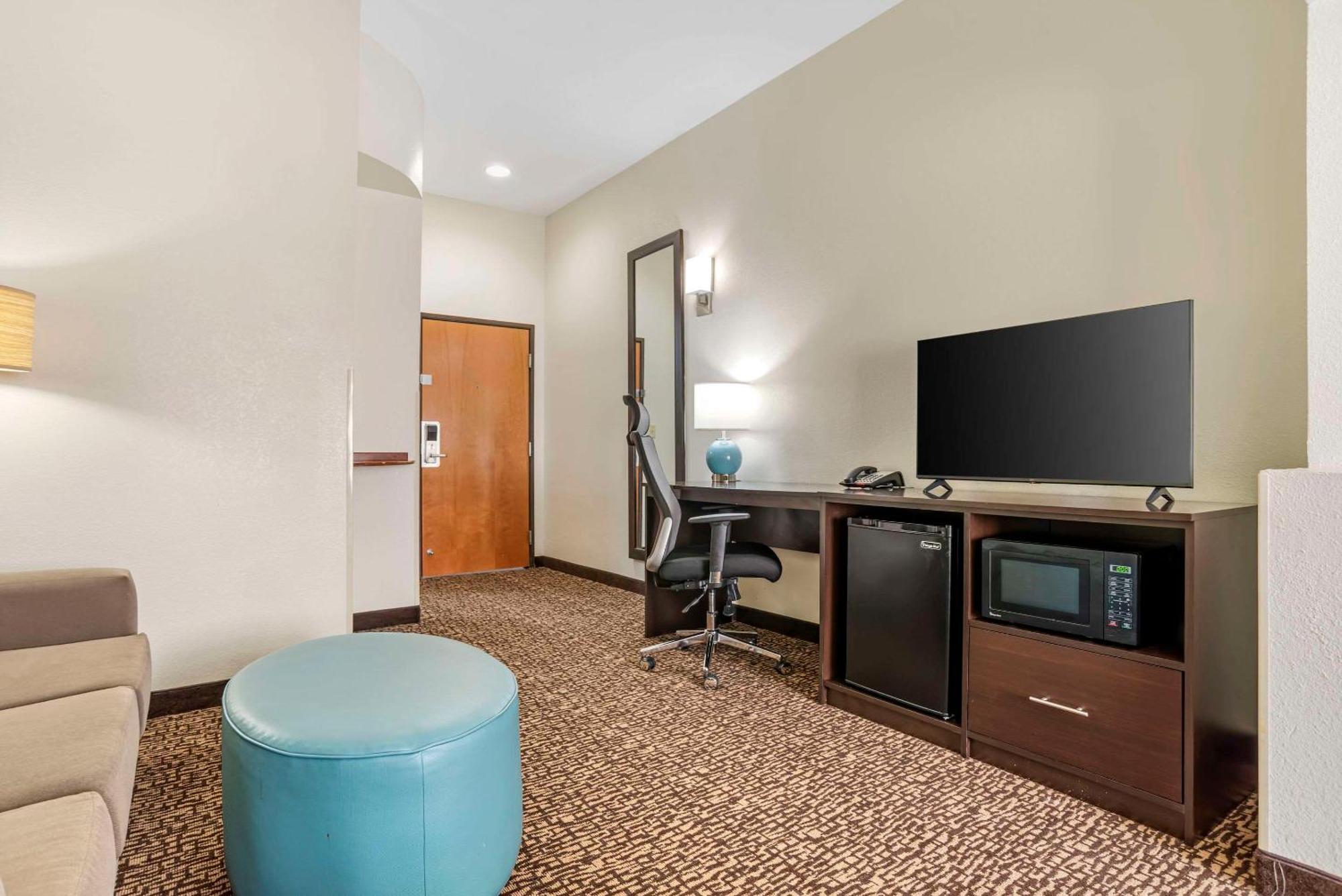 Sleep Inn & Suites Montgomery East I-85 Экстерьер фото