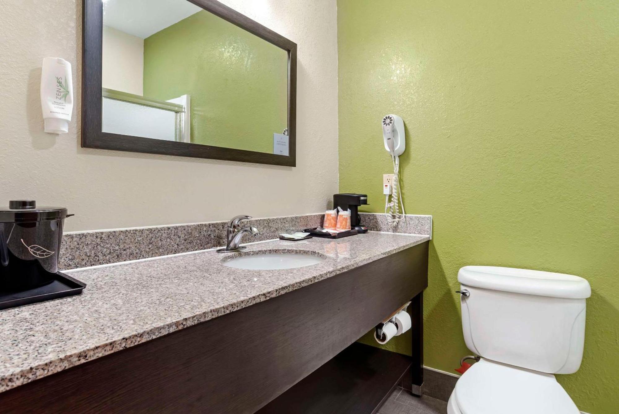 Sleep Inn & Suites Montgomery East I-85 Экстерьер фото